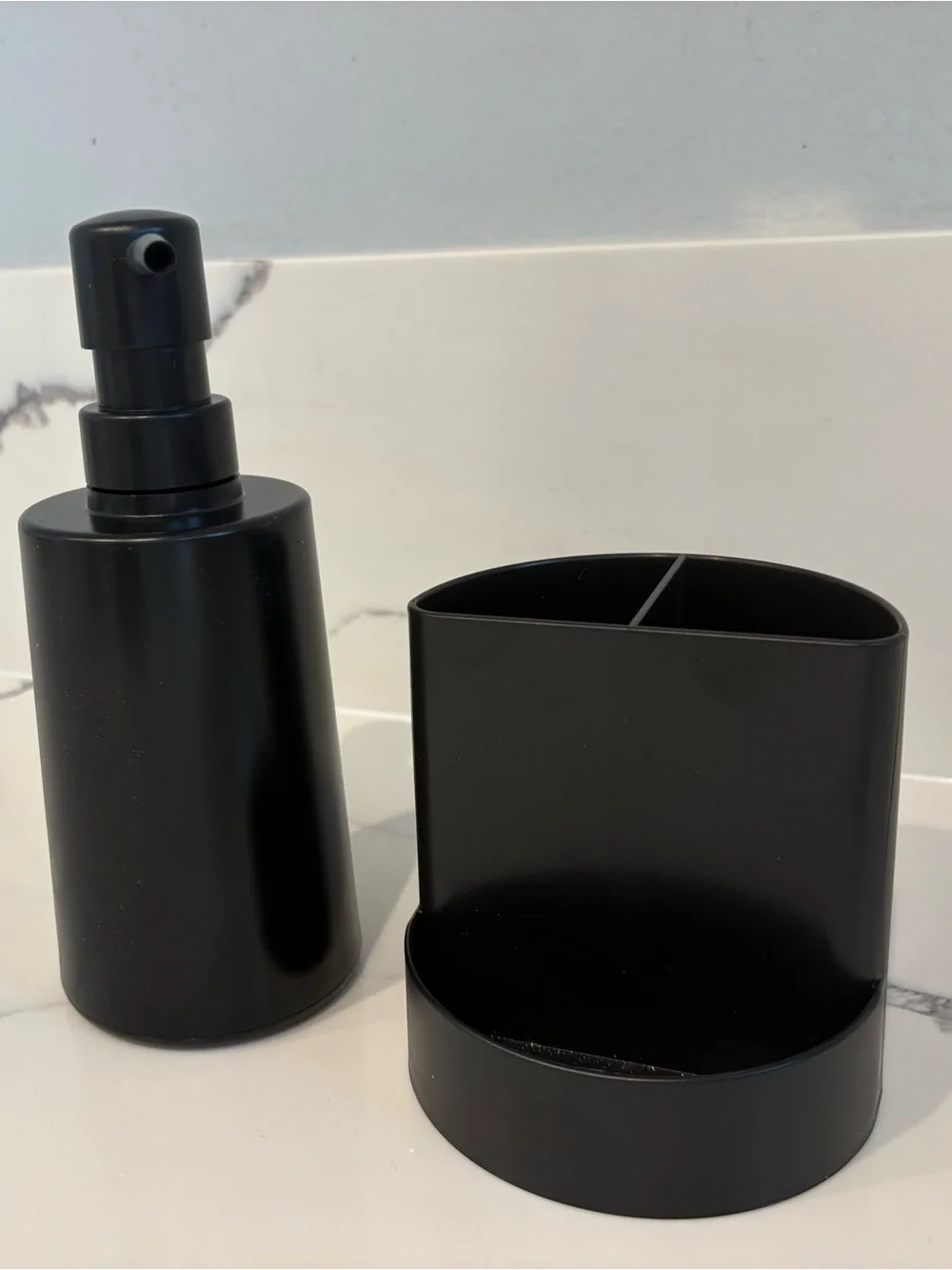 Bathroom Soap Dispenser & Toothbrush Organizer Set in Black - One Size - NWOT